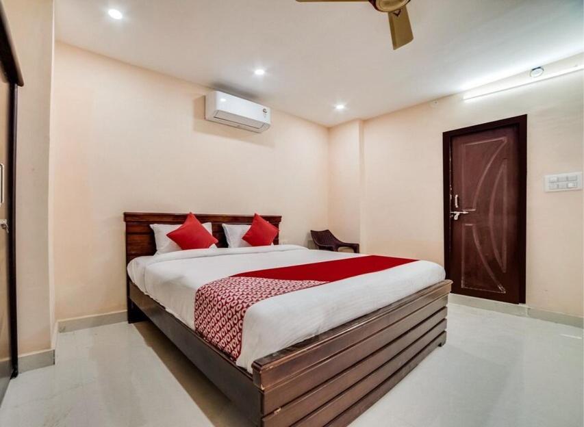 Hotel O Shrestha Inn Warangal Zewnętrze zdjęcie